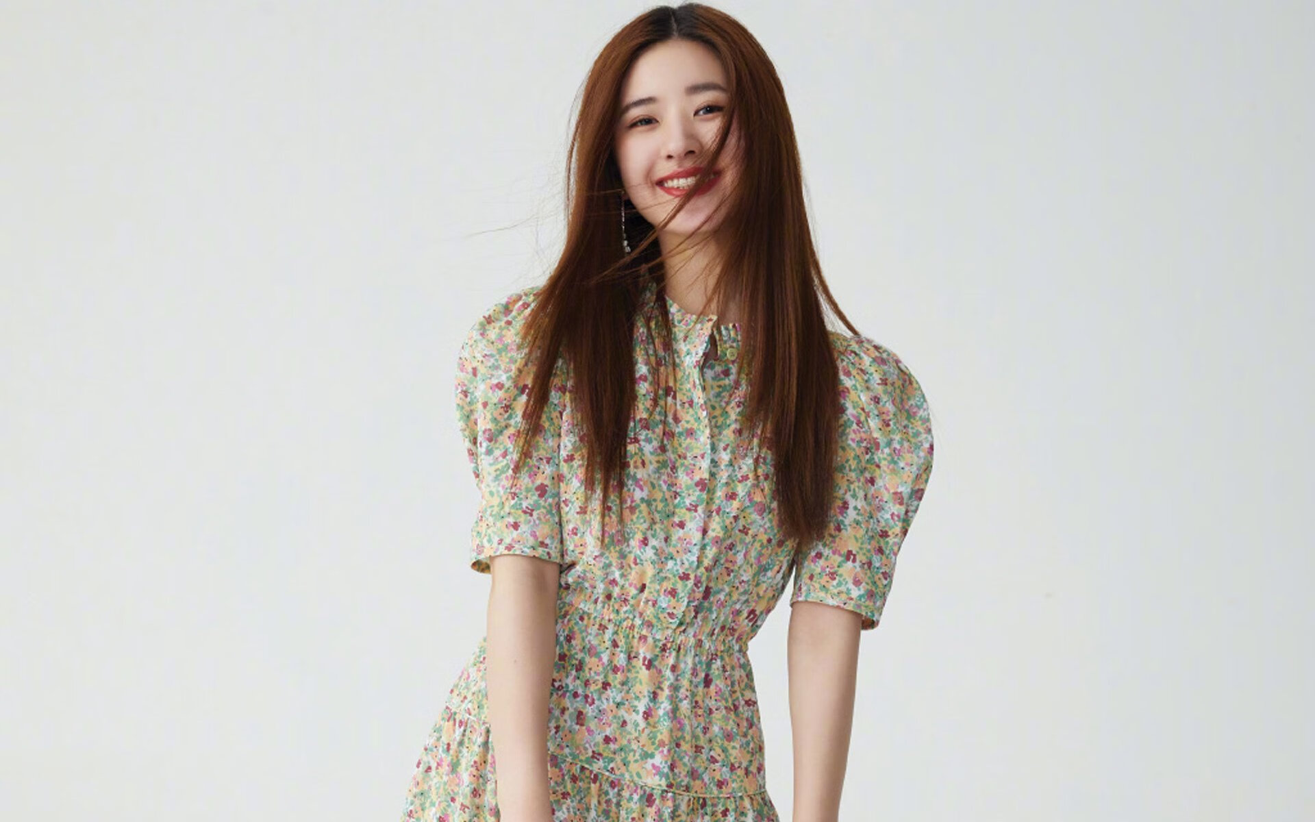 开云·体育官网-森林狼力克热火，常规赛巅峰对决中爱德华兹带伤作战，森林狼 爱德华