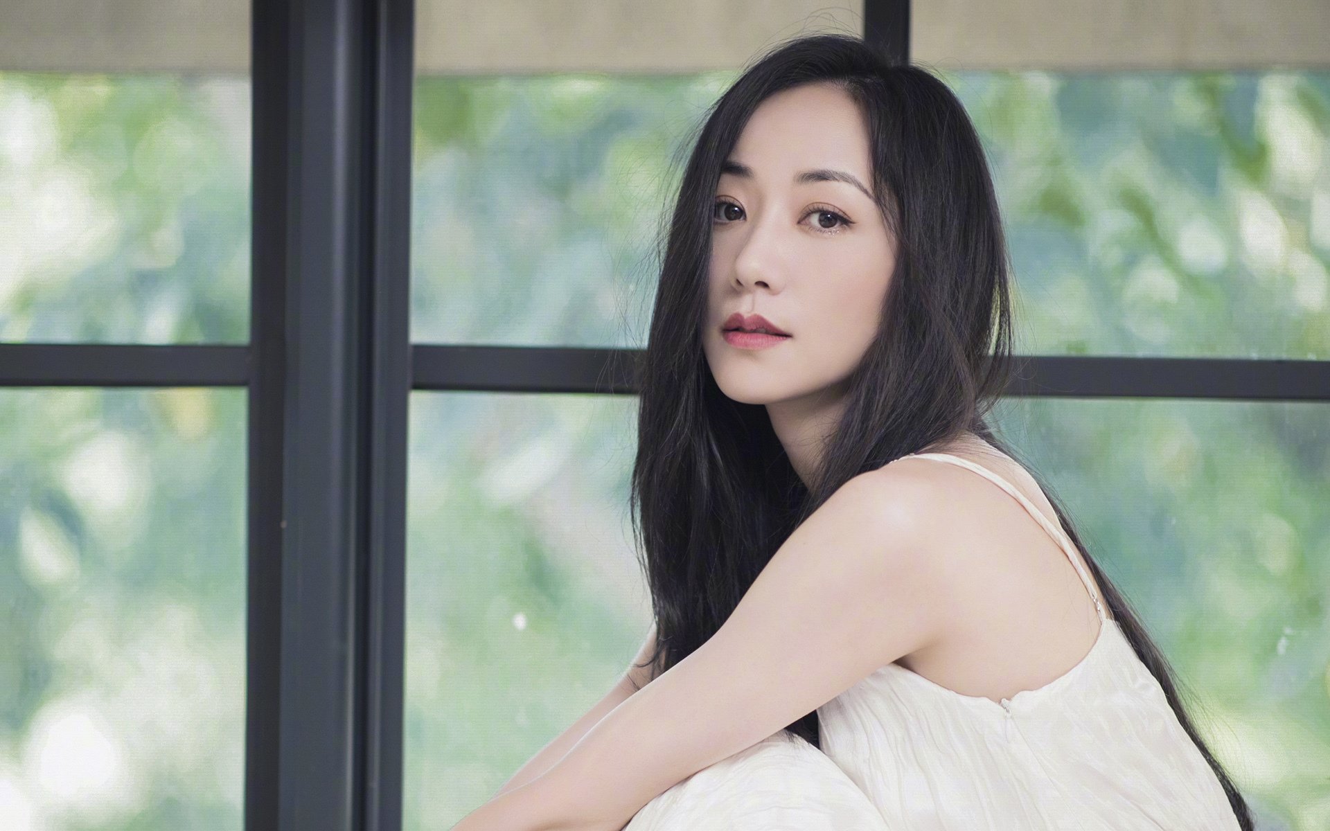 电竞主播职业发展多路径探索及成长规划指导,电竞主播的收入