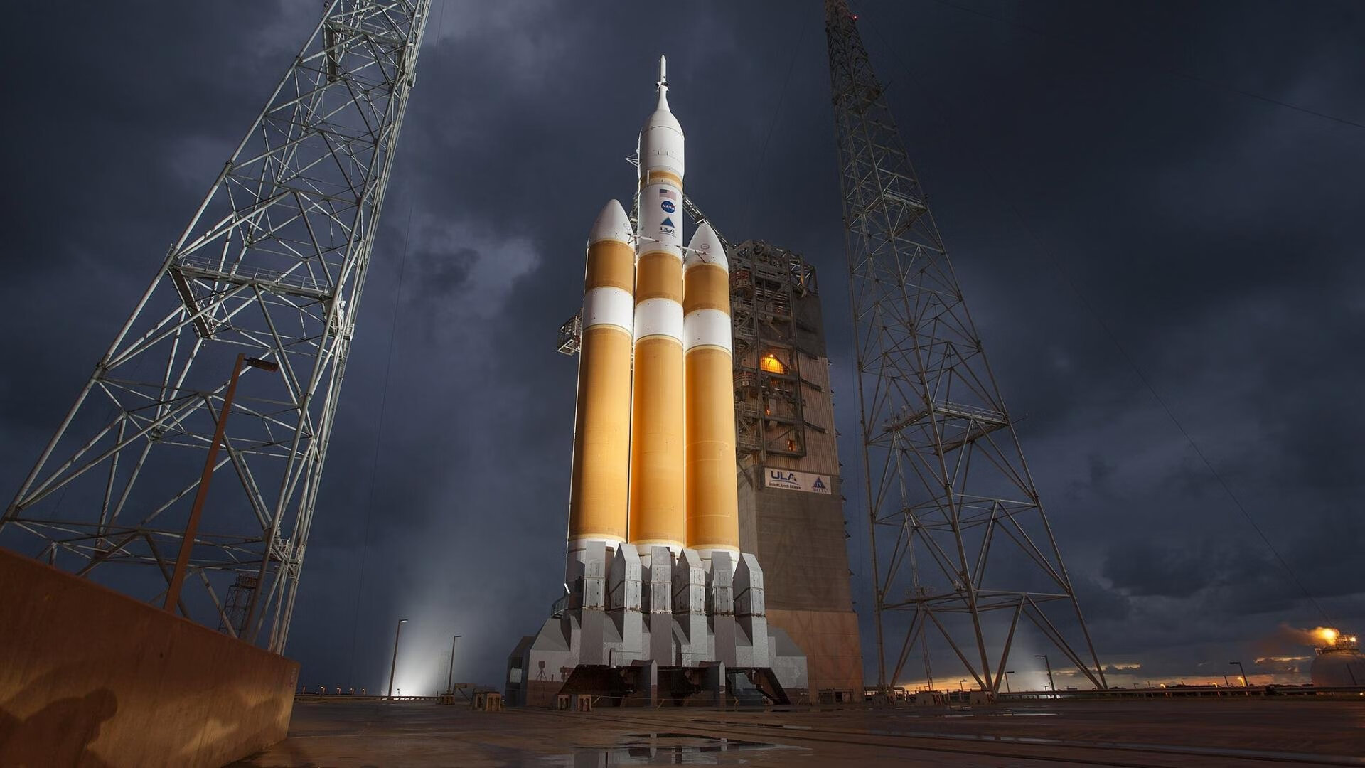 开云官网-足球嘉年华：设置多个互动区域，增加市民对足球的参与度。，足球嘉年华一般都是多少人