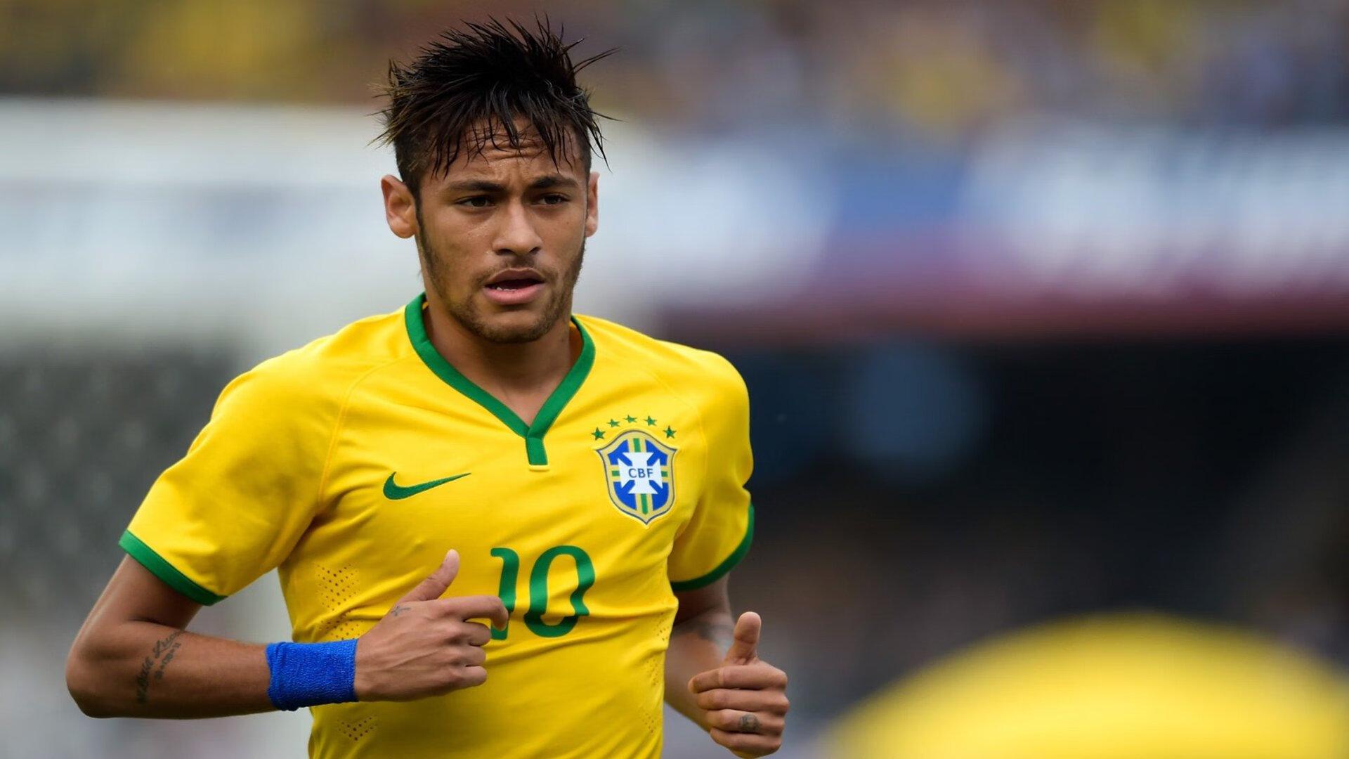 kaiyun网站-五大联赛球队是否在体能瓶颈期压缩中场布局，五大联赛球场容量排名