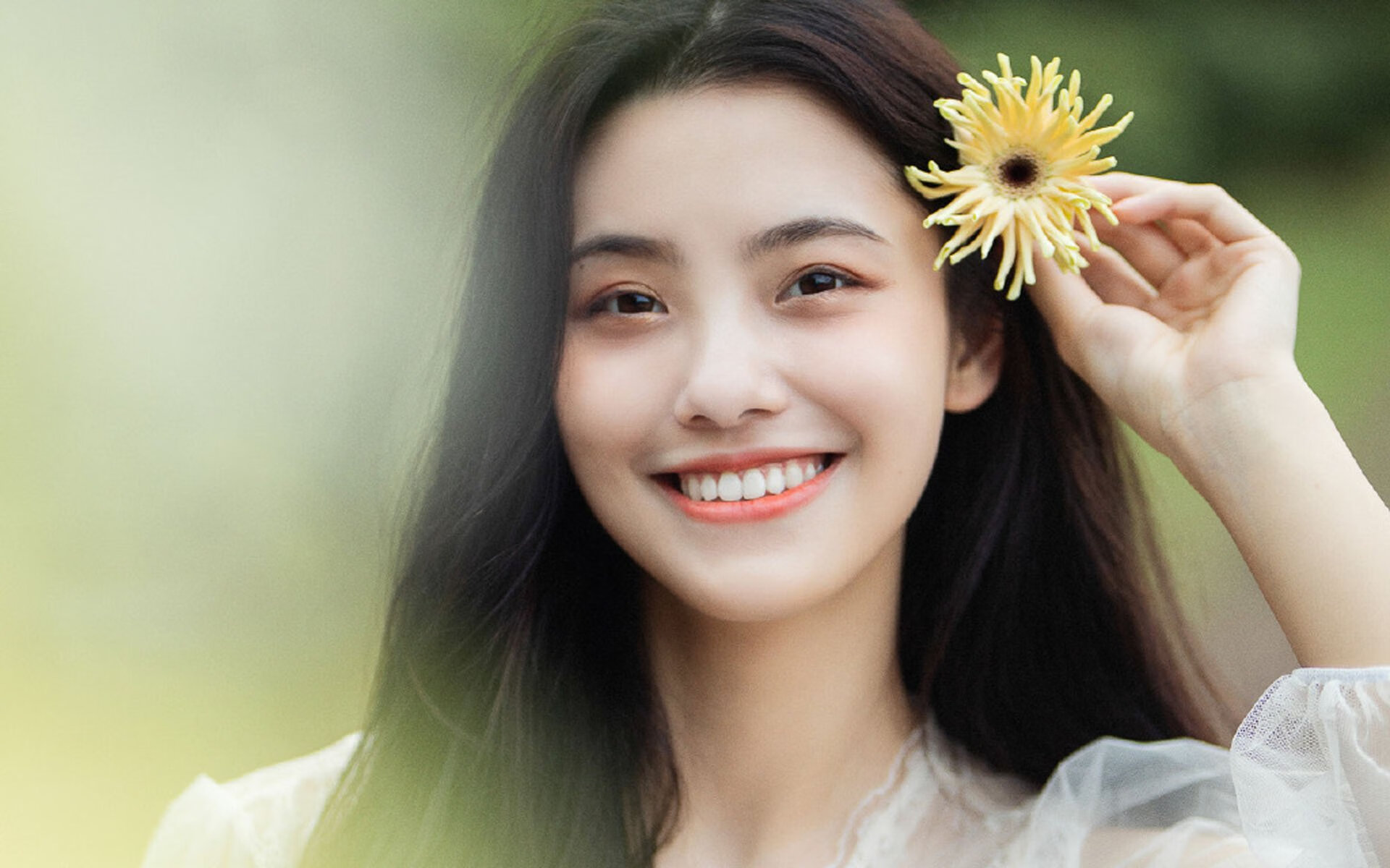 开云中国-单后腰支点撑起中场框架，单后腰阵型